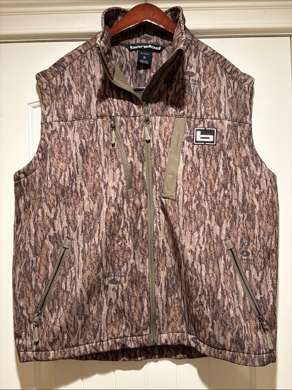 Banded Men's Brown Camouflage Softshell Vest